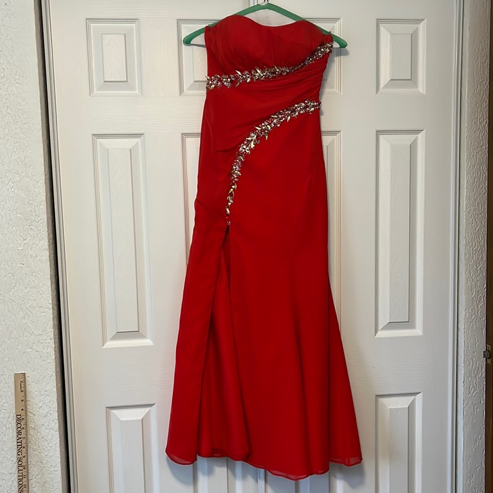 Red strapless dress size 4